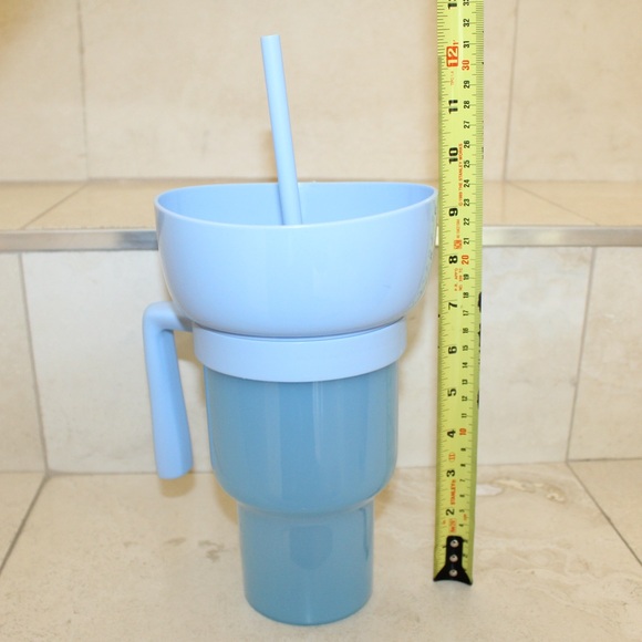 Cup and snack holder in blue (NWOT) - Picture 5 of 5